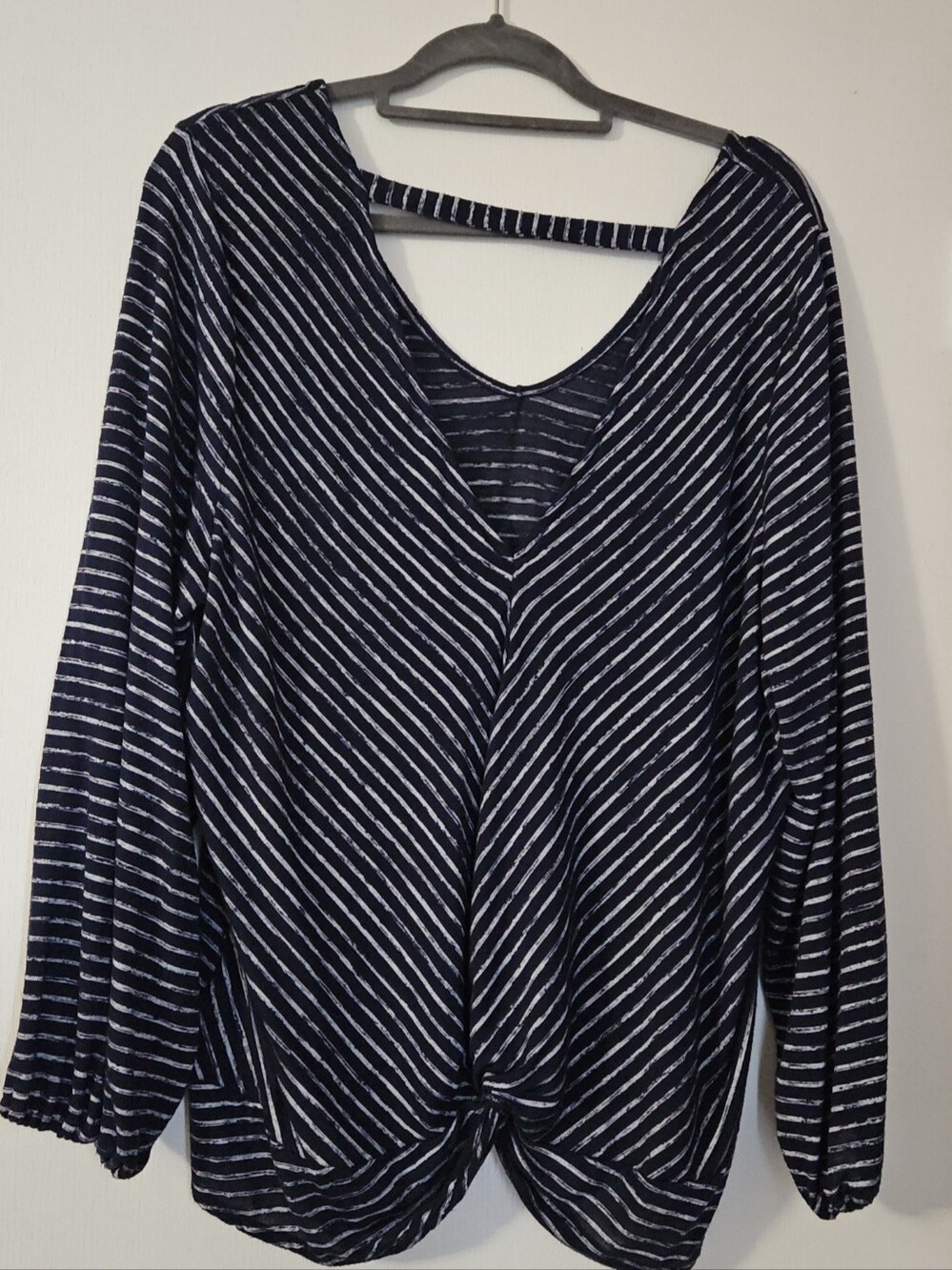 Liverpool Nautical Navy and White Striped V-Neck Bar Twist-Hem Top, XL, 14-16
